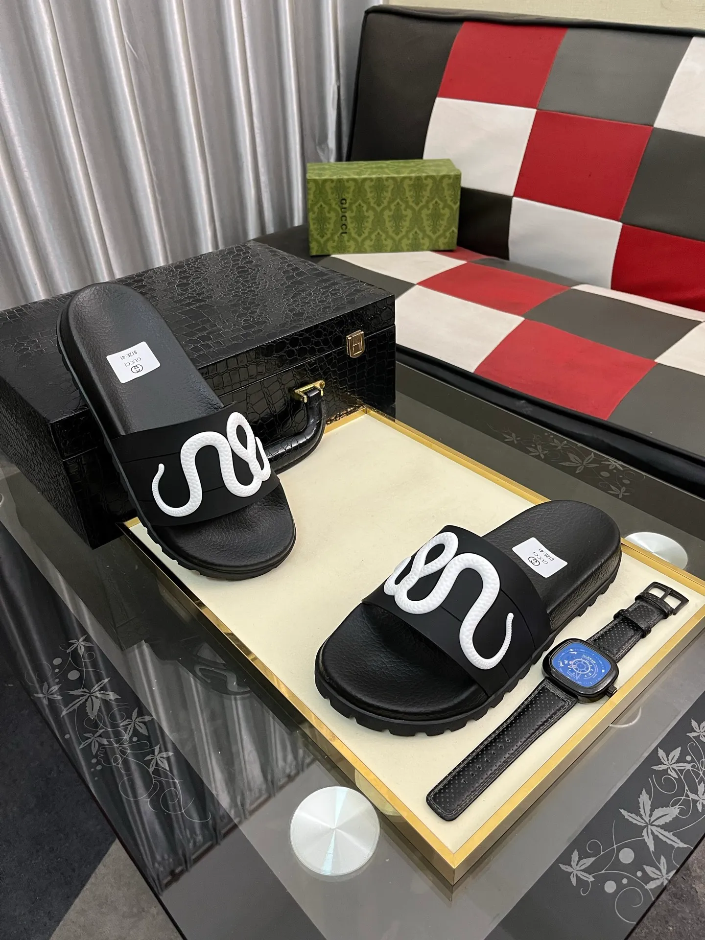 Men's men's shoes💰260⌚️⌚️ＧＵＣＣＩ.Gucci.Official website 1:1 popular slippers hot sale! Original original material 🩴 SIZE: 38-46 (45.46 non-refundable)